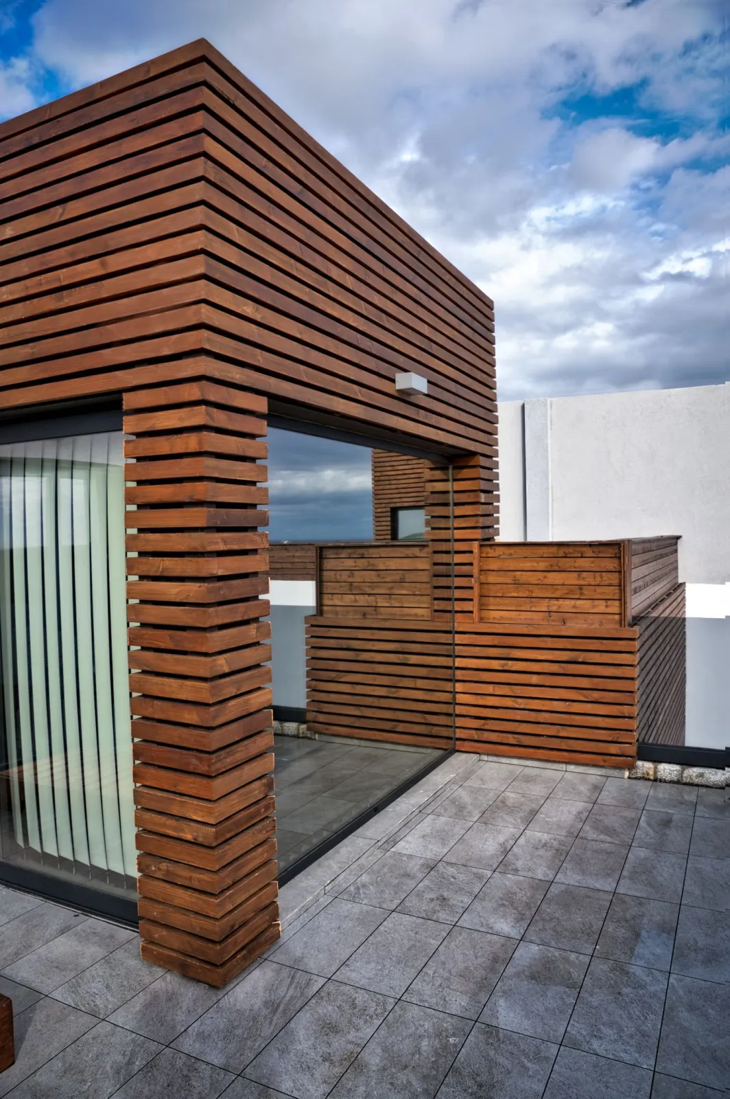top floor detail