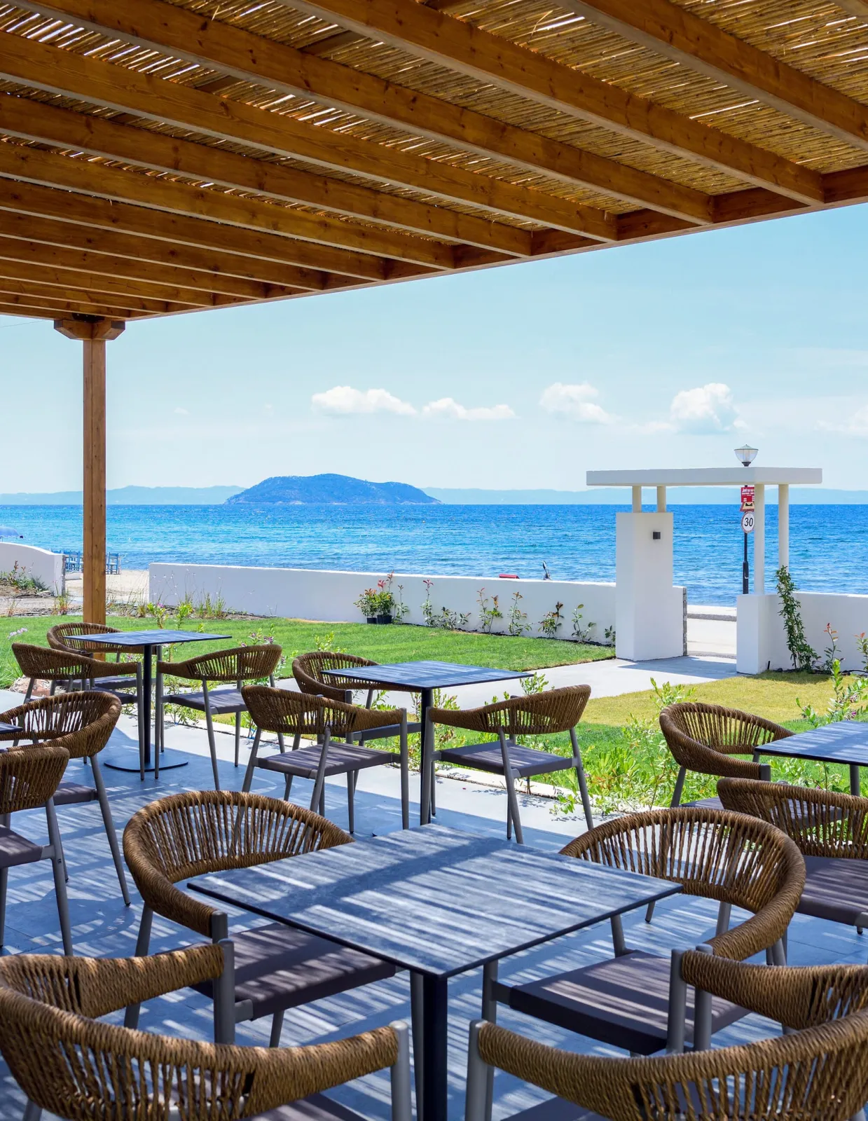 Amyntas Seafront Hotel - Adults Only