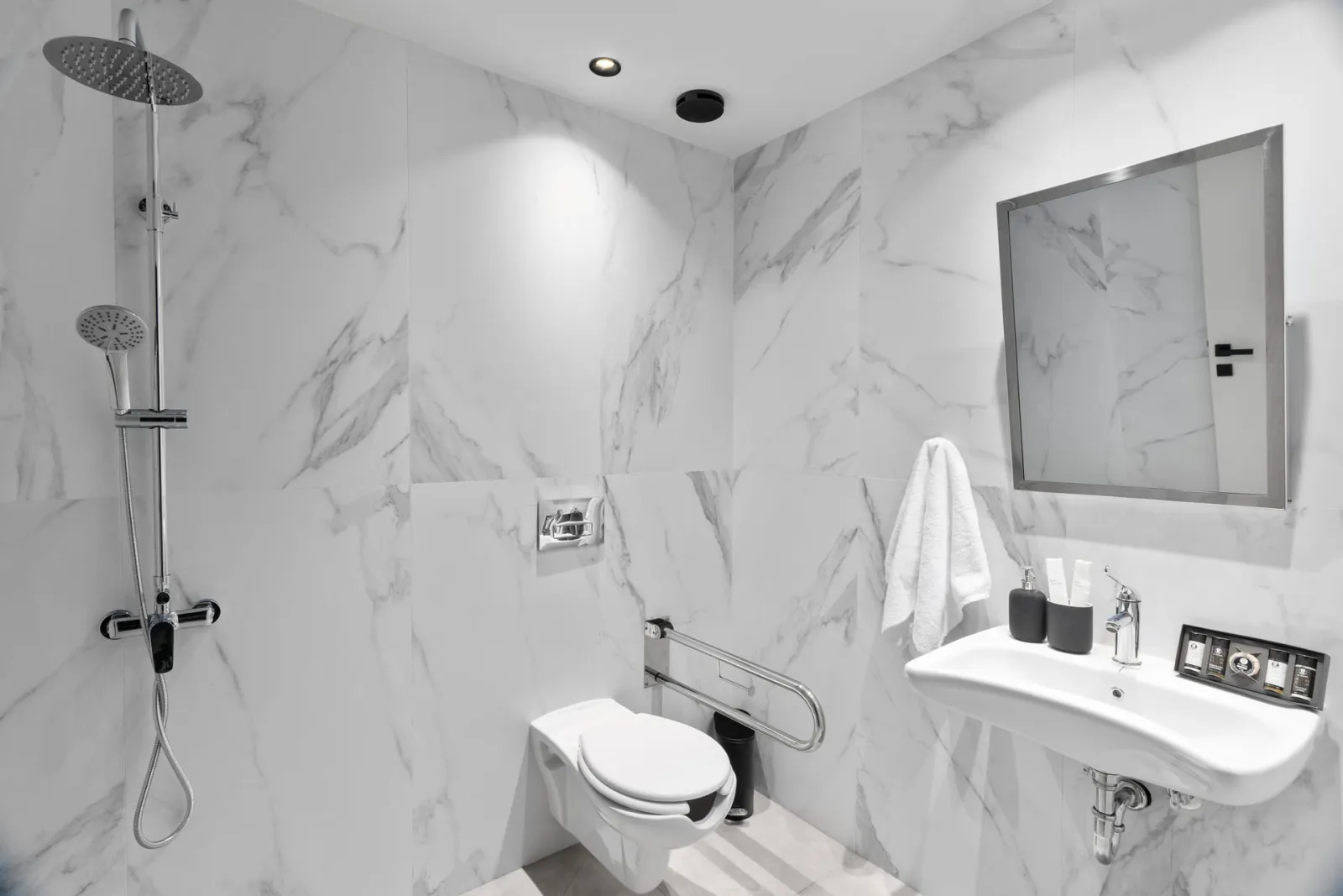 Azur Hotel Volos