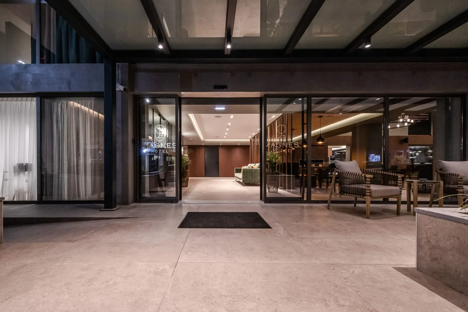 Magnes Hotel