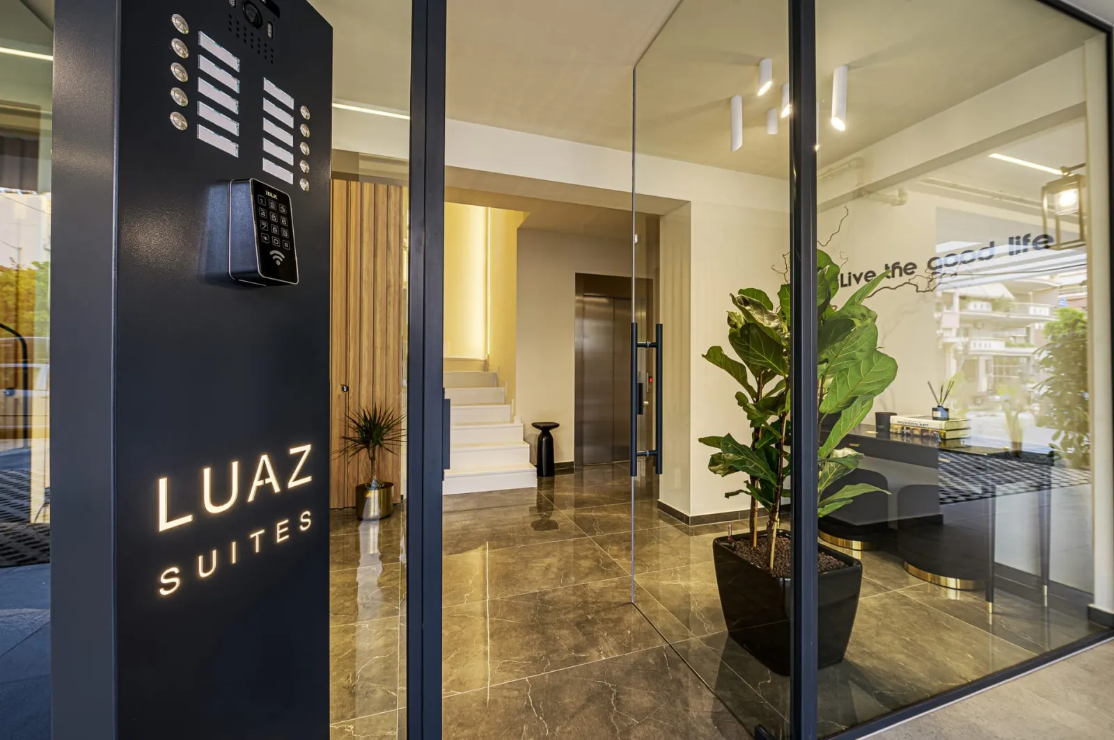 Luaz Suites