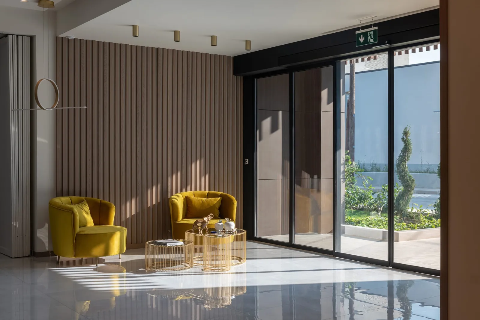 The stylish reception area welcomes guests with modern elegance, attentive service, and a warm atmosphere, setting the tone for a refined and comfortable stay at Grand Patelli.