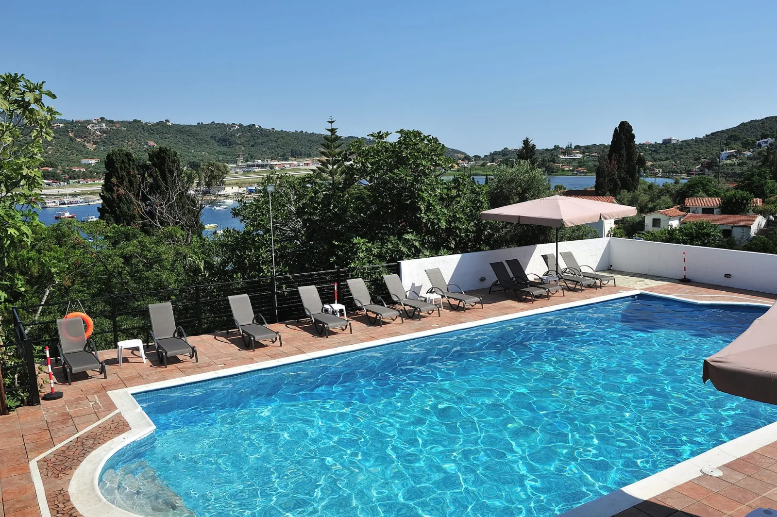 Anamar Skiathos Hotel