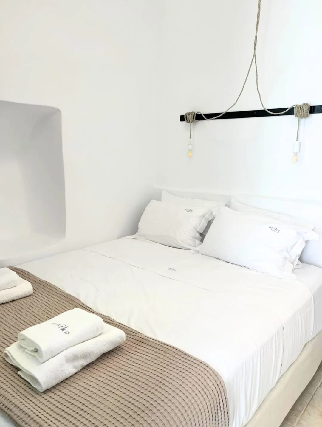 aniko suites