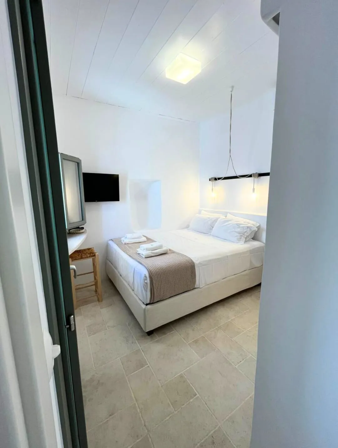 aniko suites