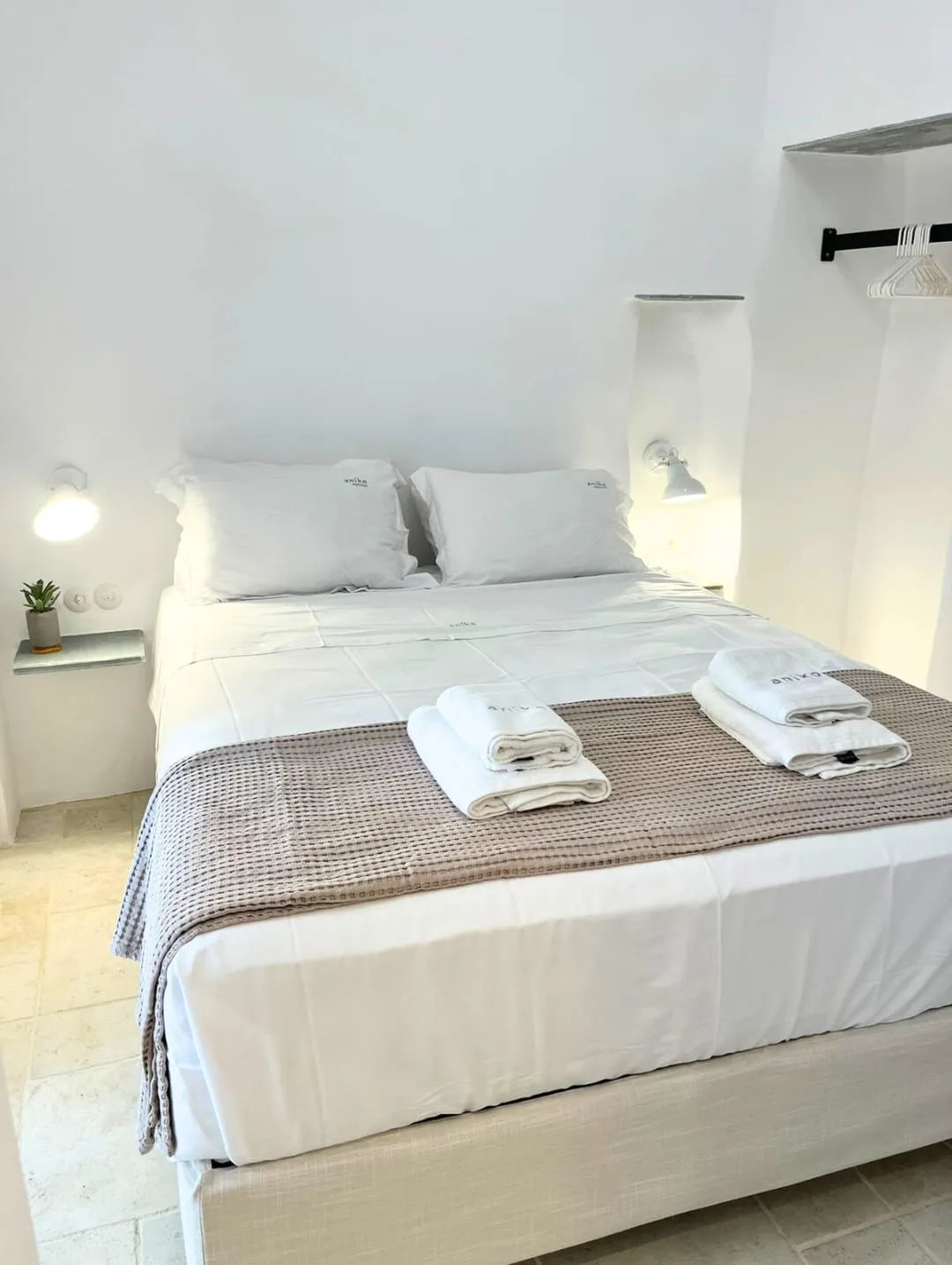 aniko suites