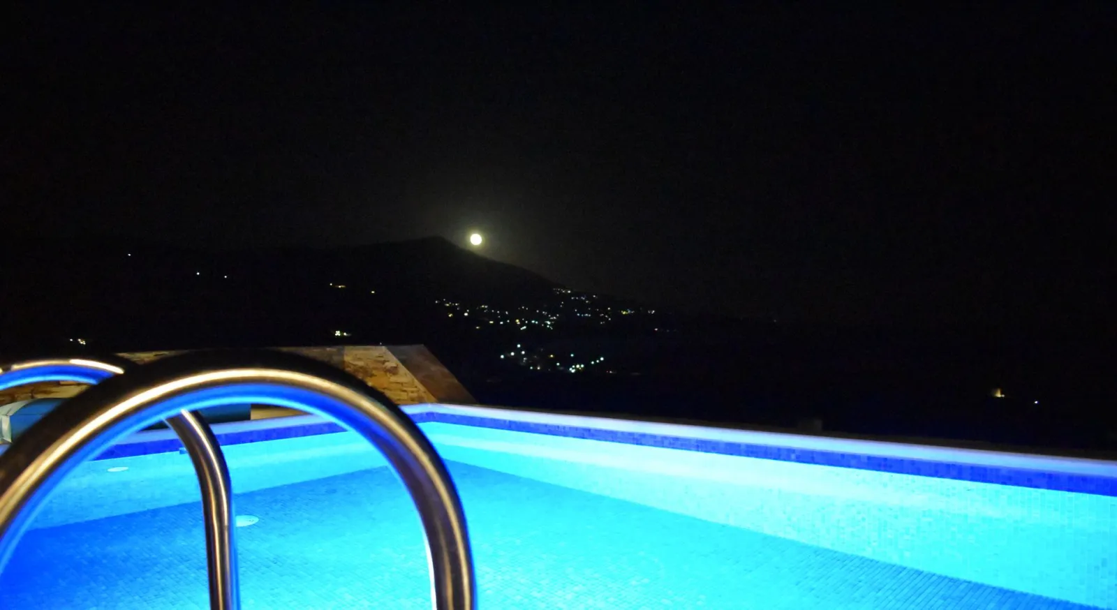 Antigoni Villas