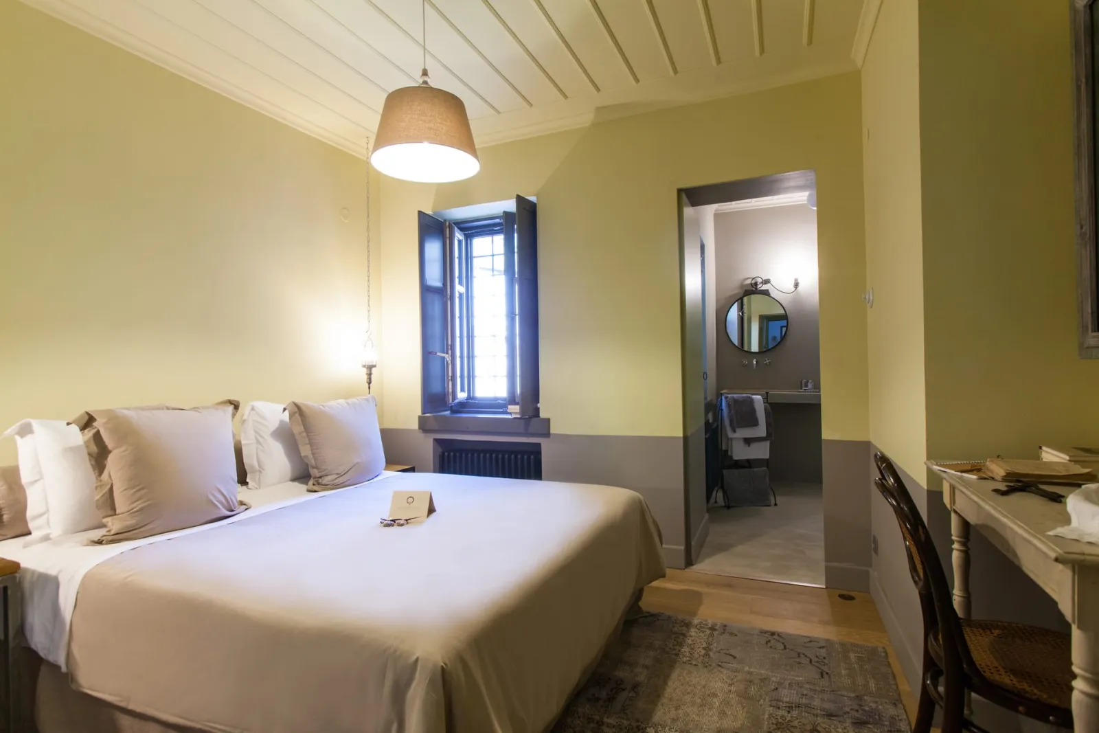 Apeiros Chora Hotel