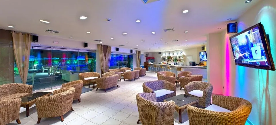 Elinotel Apolamare Hotel