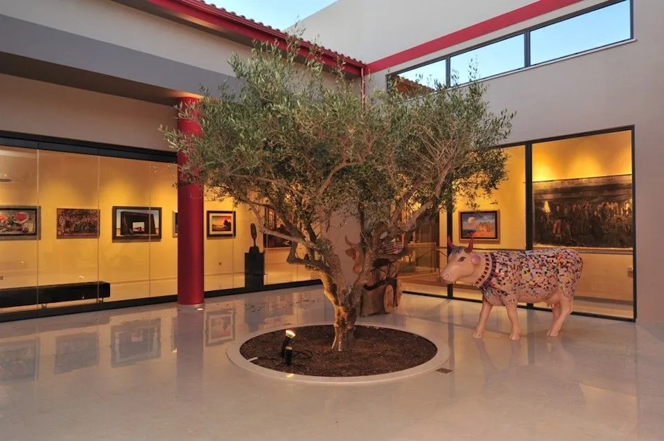 Art Gallery