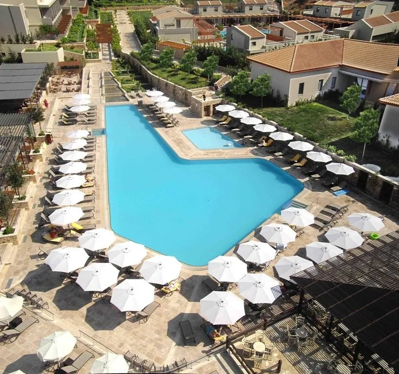 The swimming pool