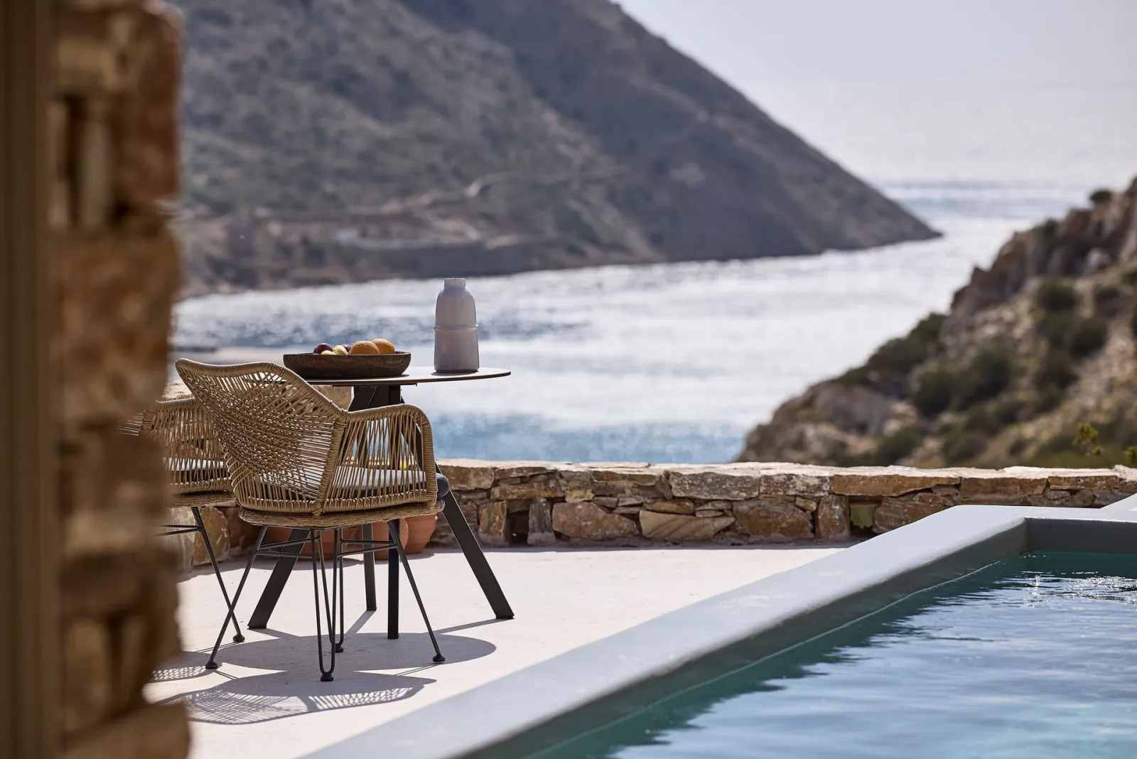 Apsila Pool Suites