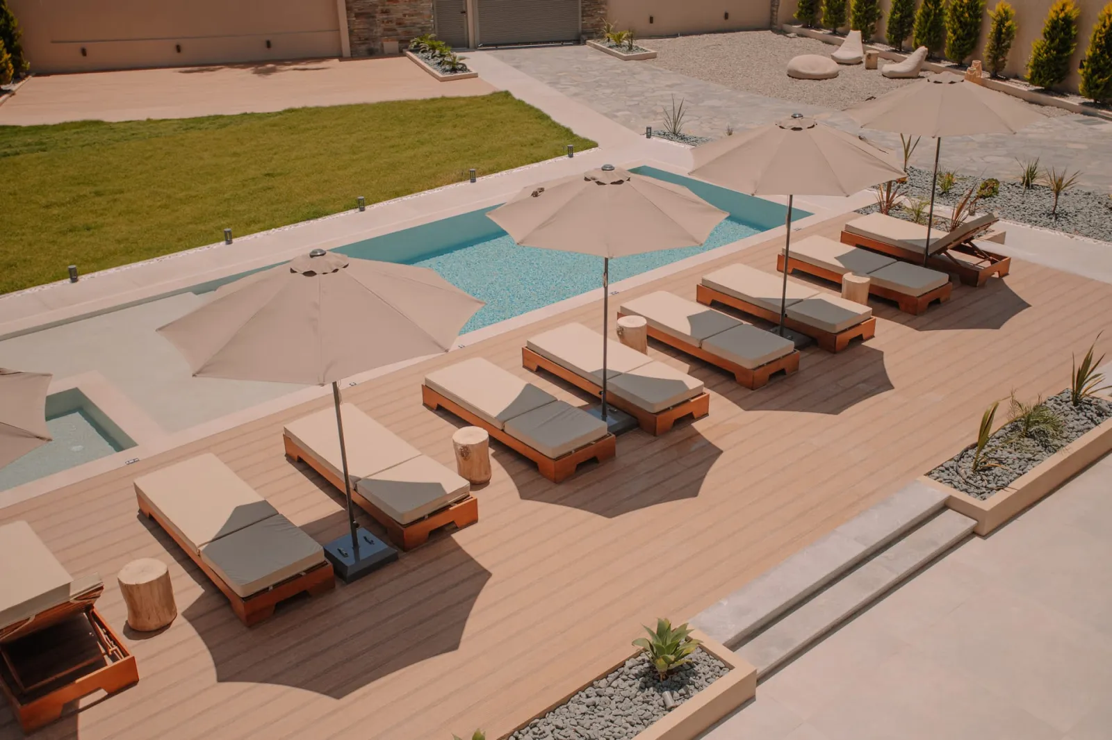 Marble Luxury Suites