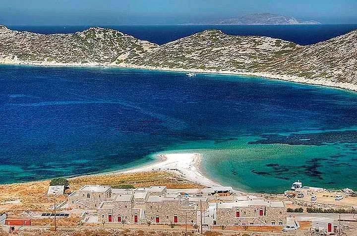 Aquapetra Hotel