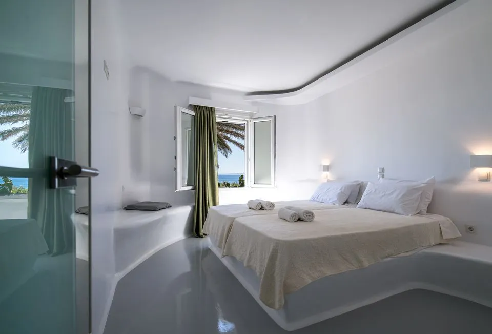 Suite with sea view & terrace