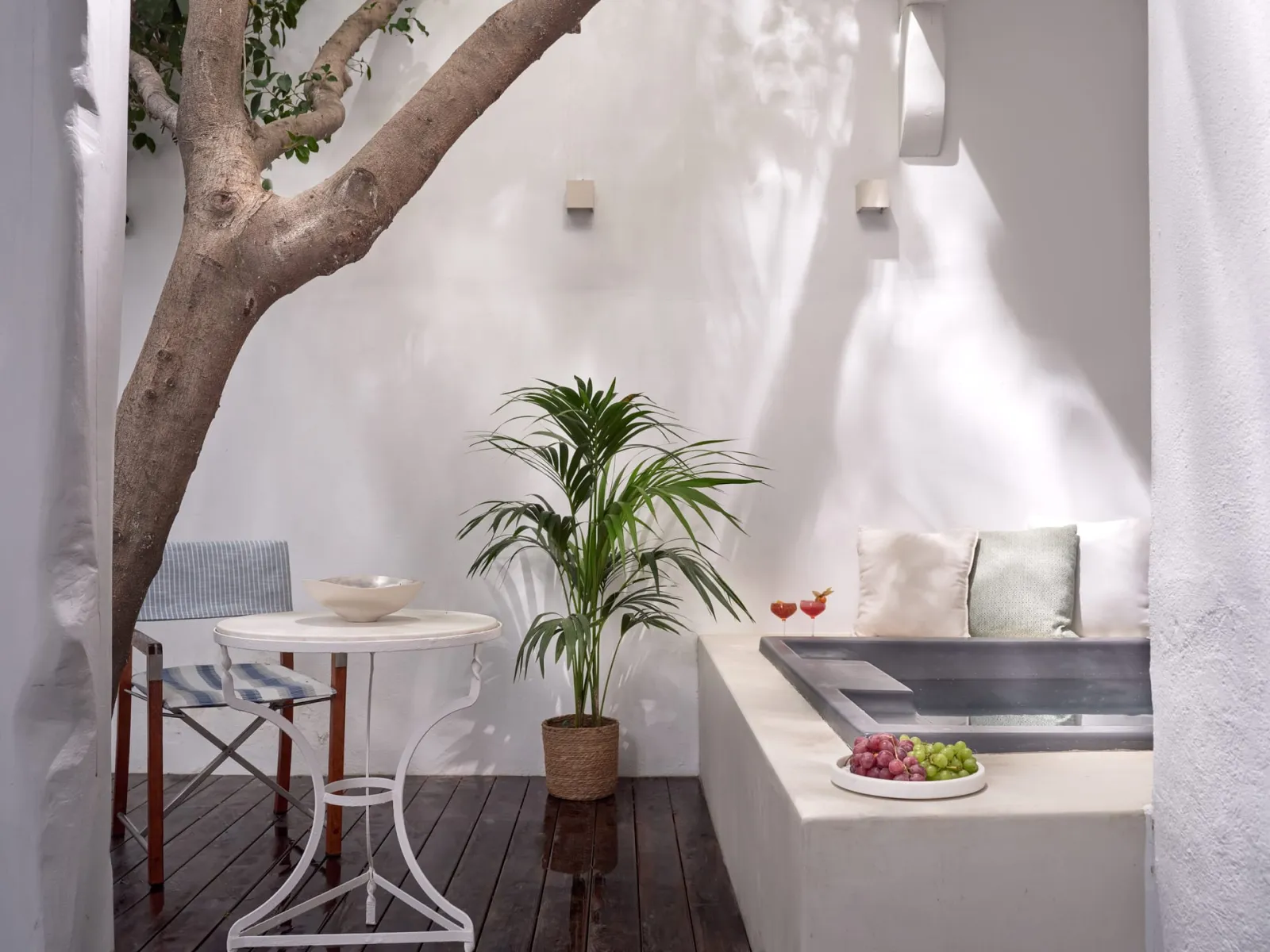 Standard Room Outdoor Jacuzzi