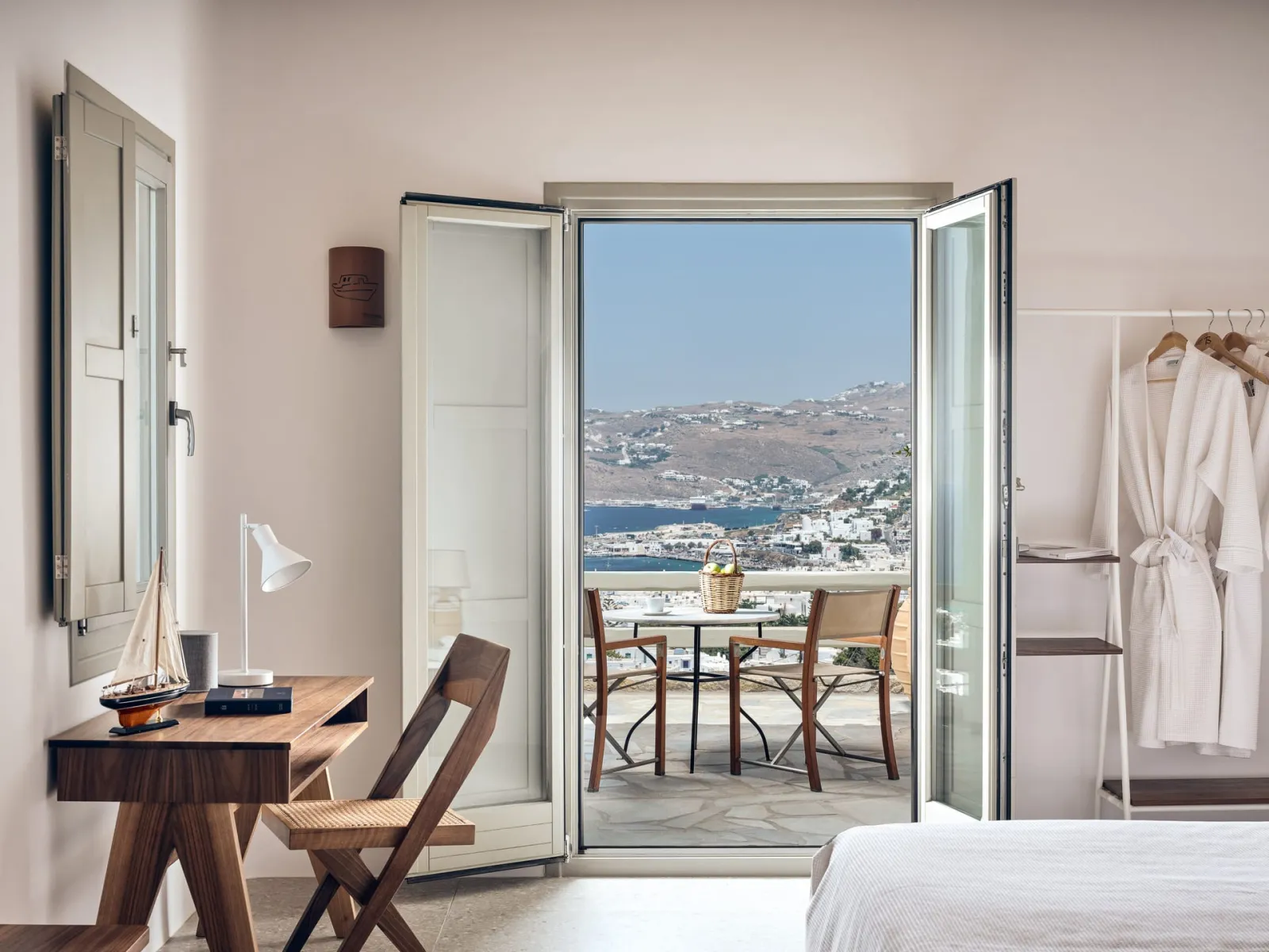 Hilltop Sea View Room | 250m from Belvedere Hotel | Shuttle Included |
