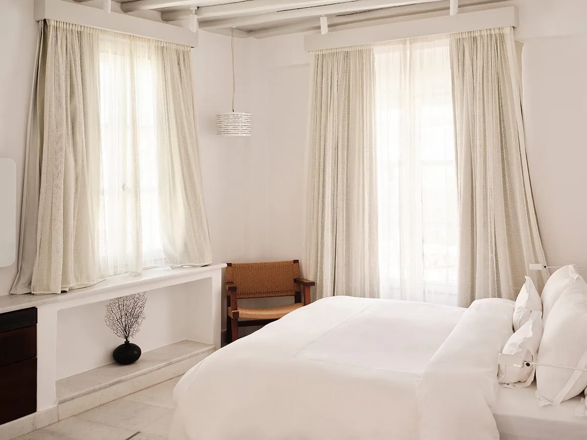 Grand Room Sea or Pool View