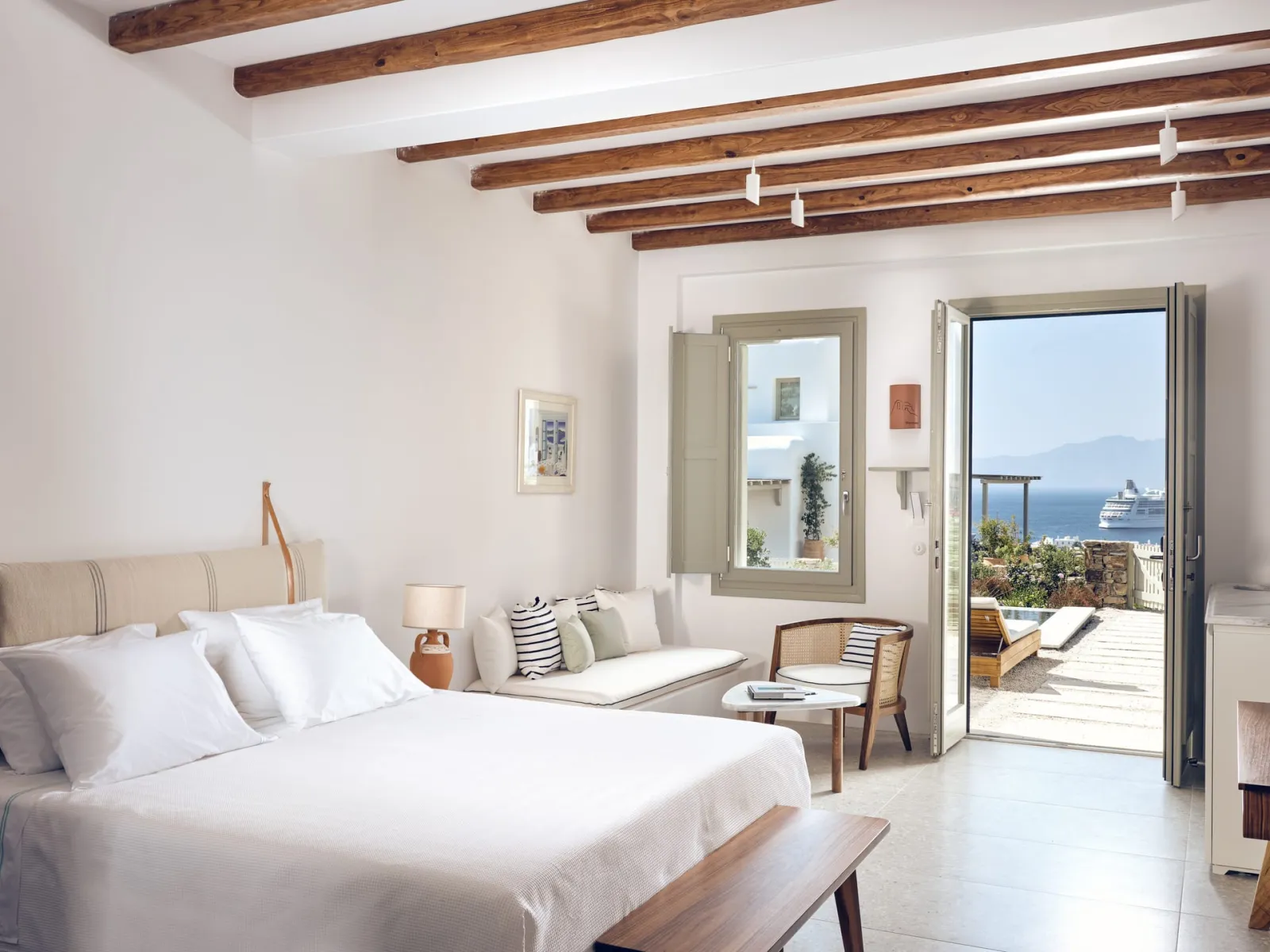 Hilltop Sea View Suite Private Pool | 250m from Belvedere Hotel | Shuttle Included |