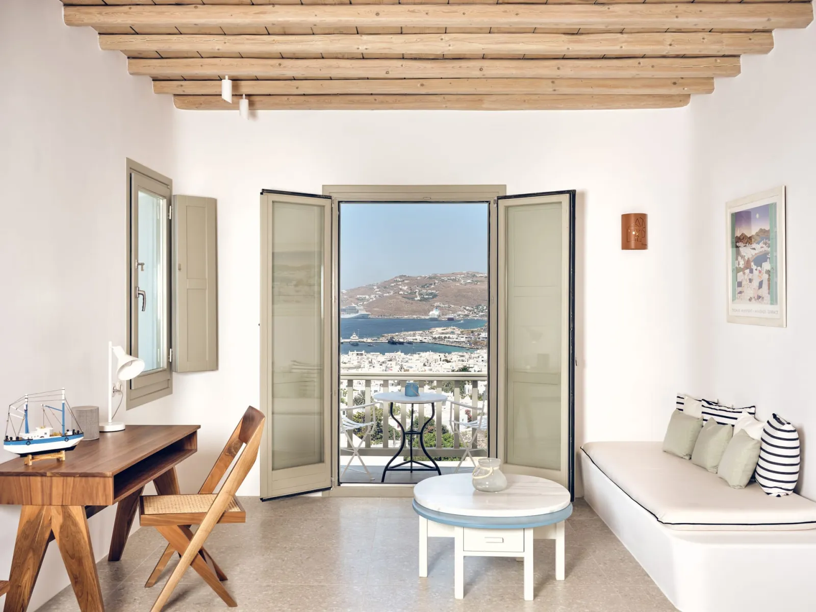 Hilltop Sea View Suite | 250m from Belvedere Hotel | Shuttle Included |