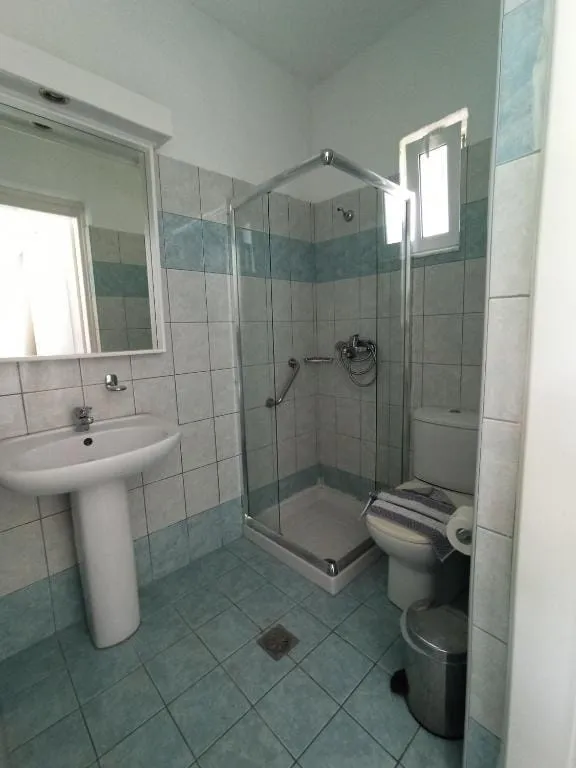 Apartment (up to 5pax)