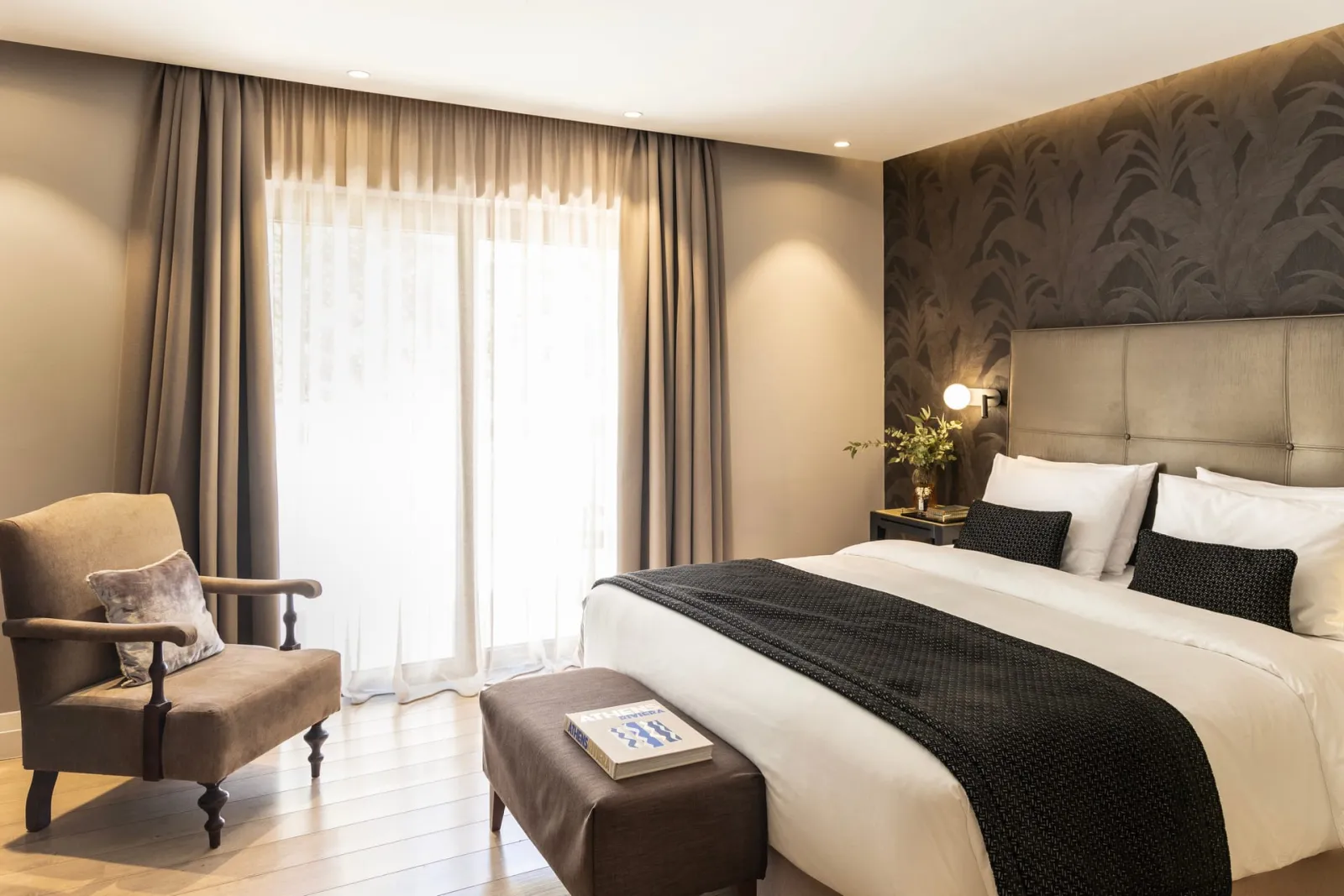 Penthouse Deluxe Room