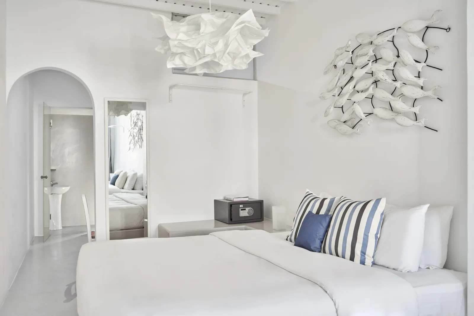 Whitelist Suite Fabrika