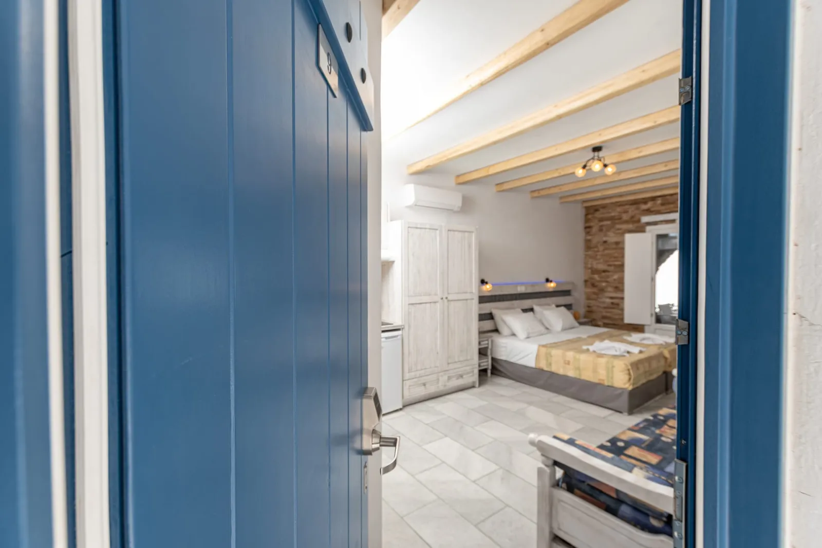 3 Bed Studio