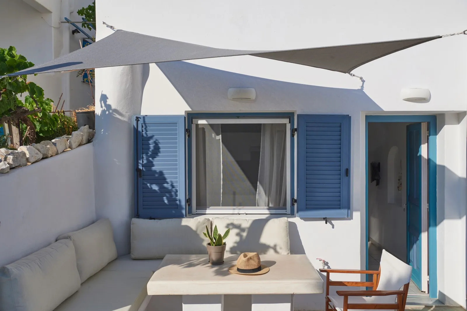  Aura | 1 Bedroom Apartment with Patio 