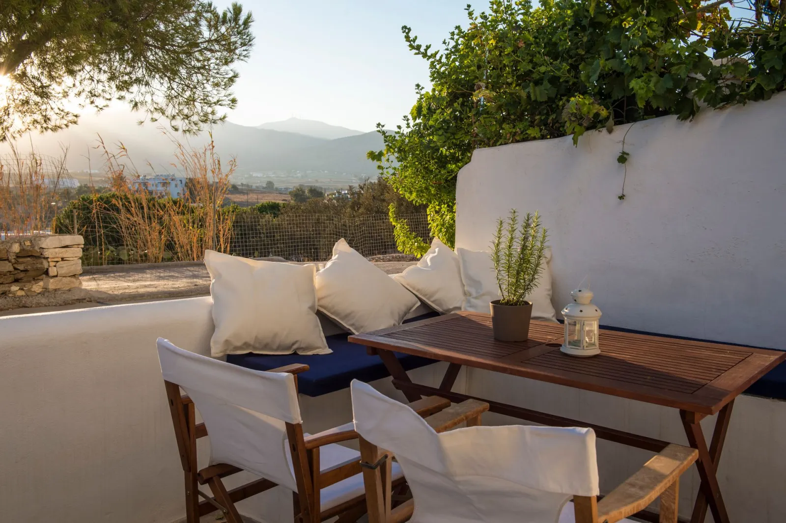  Aura | 1 Bedroom Apartment with Patio 