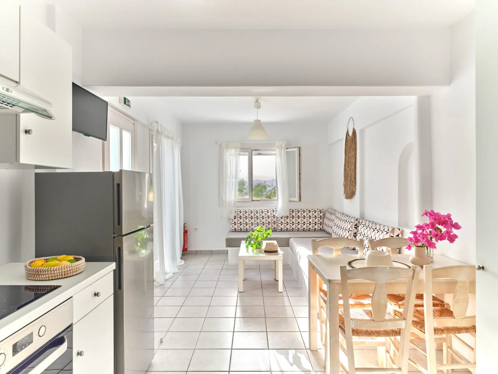 Apollo | 2 Bedroom Apartment with Patio