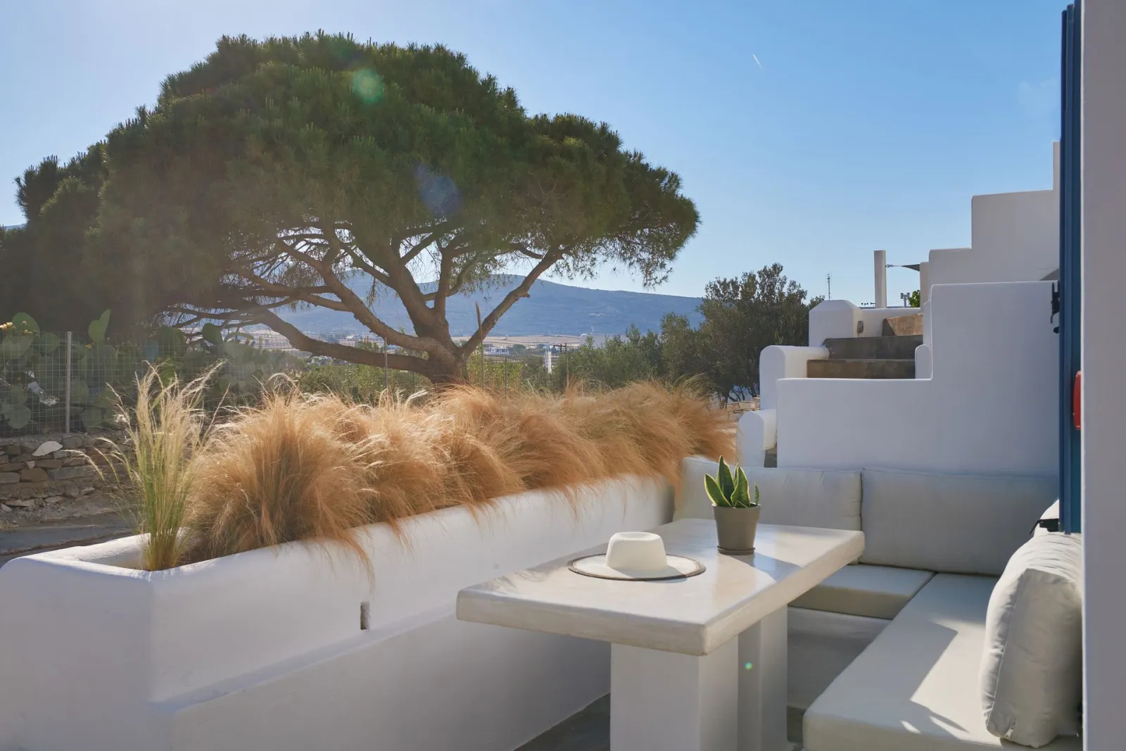 Apollo | 2 Bedroom Apartment with Patio