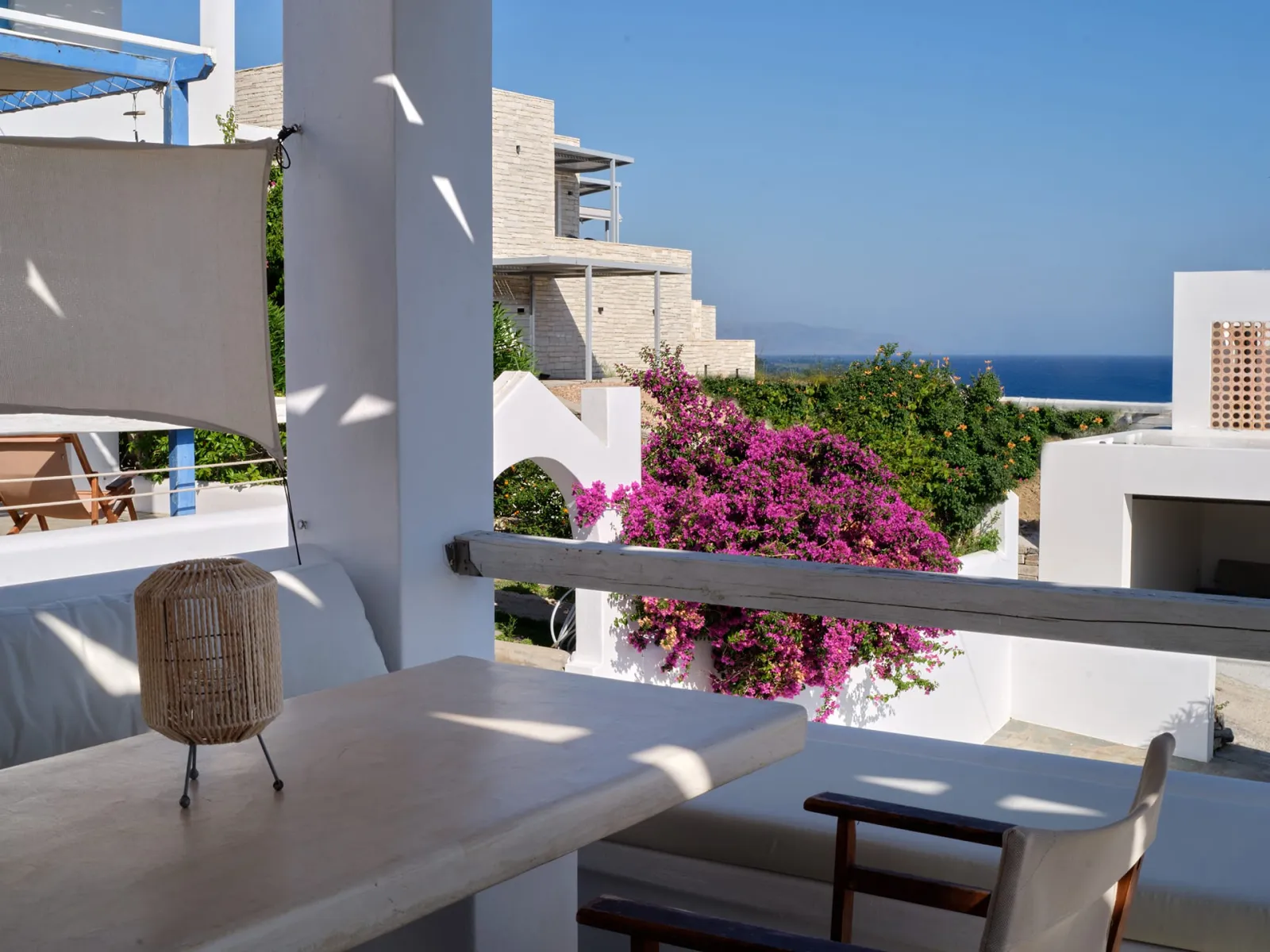 Zeus | 3 Bedroom Family Apartment with Sea View and Patio
