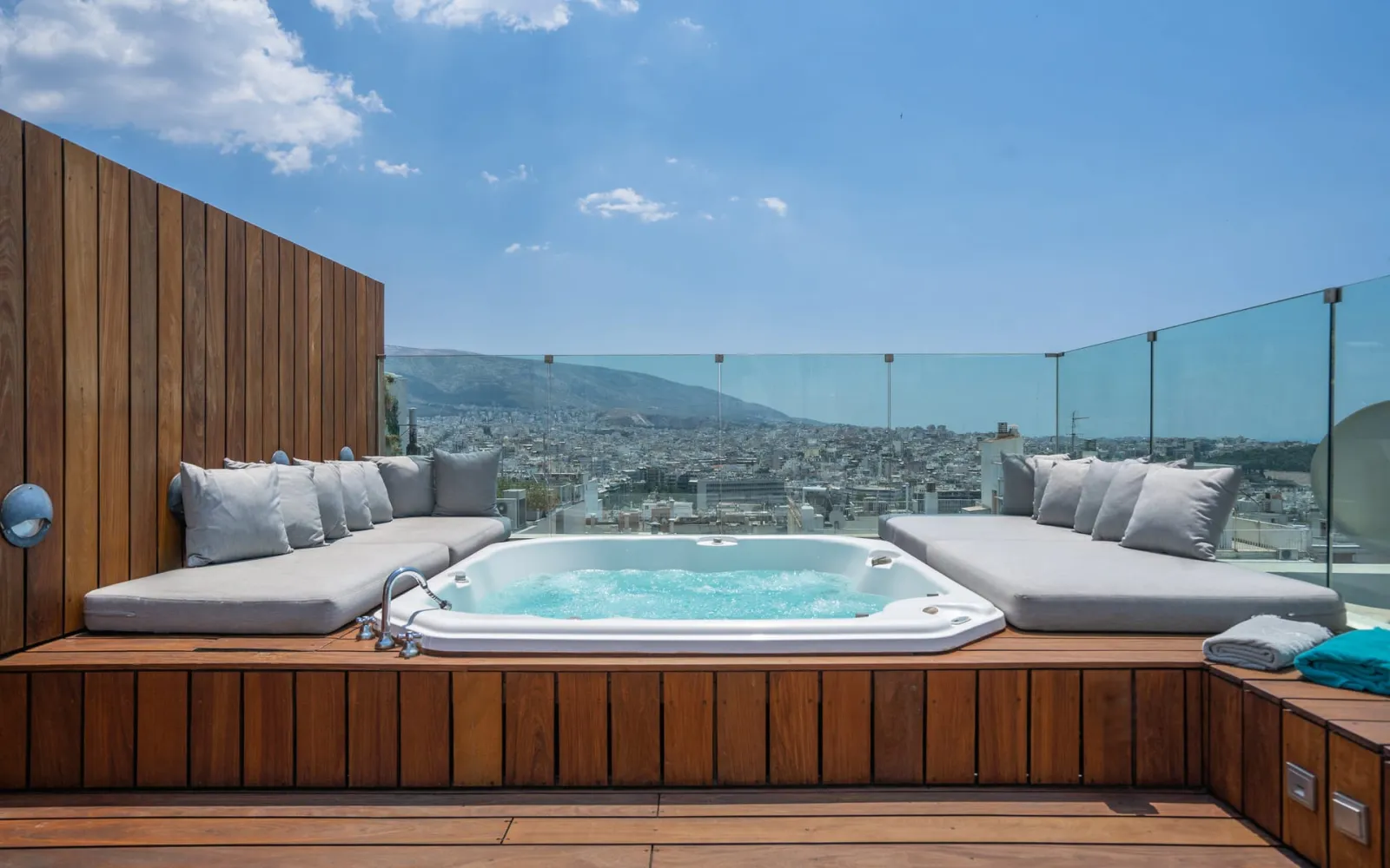 Penthouse Suite