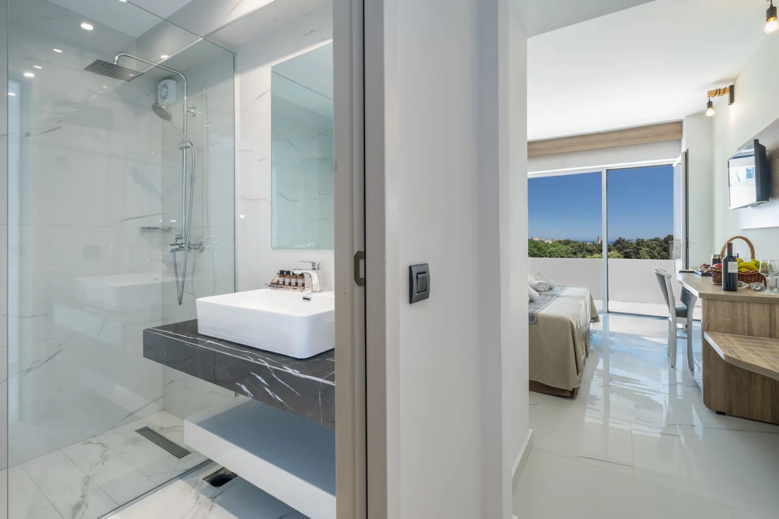 Double Suite