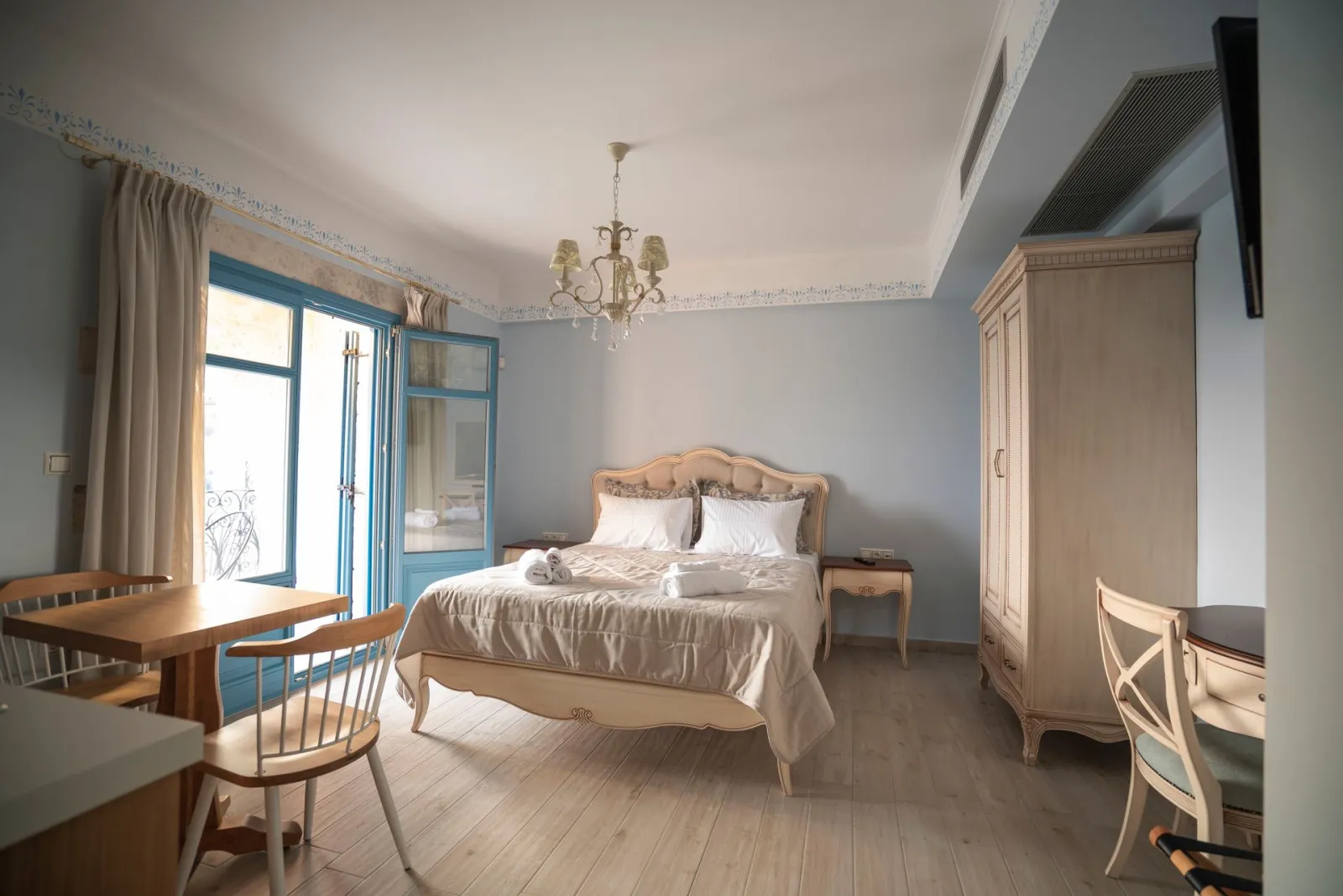 Comfort Room with Garden on the Poolside