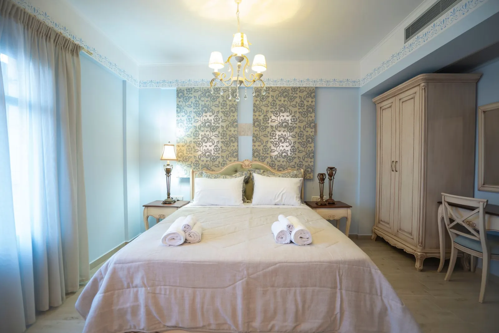 Deluxe Room with Balcony
