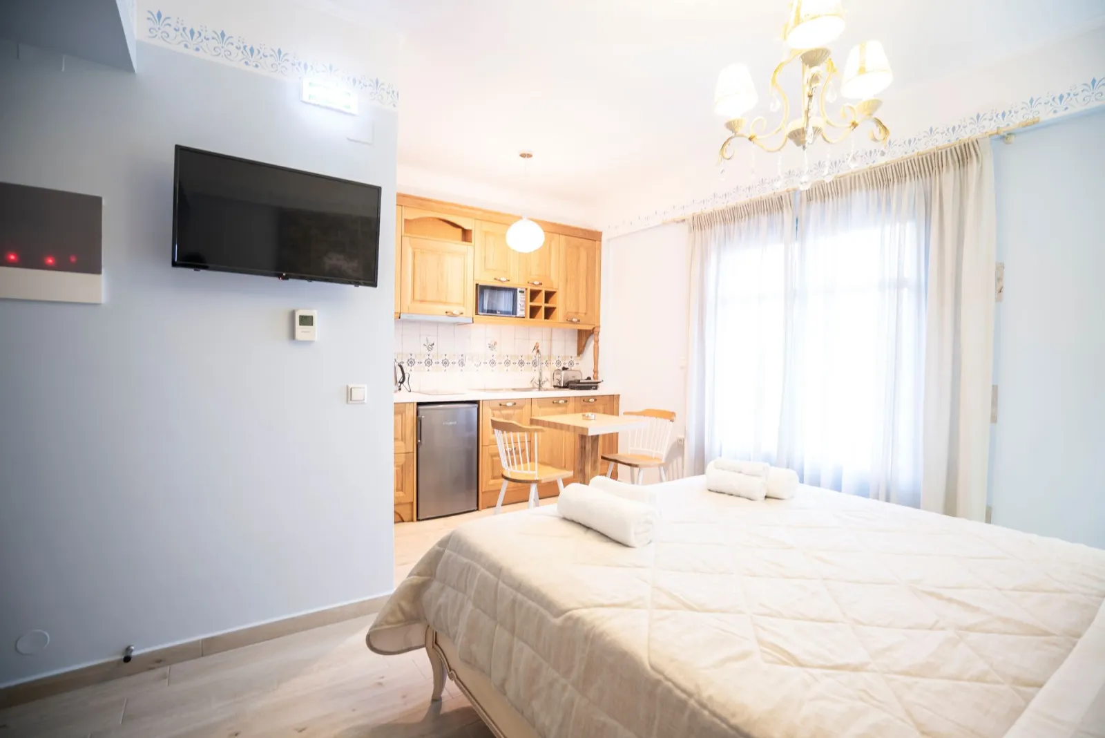Deluxe Room with Balcony