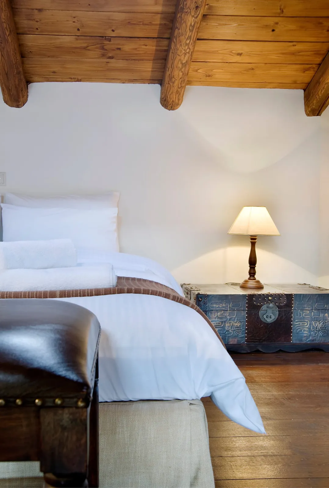 Family Maisonette with Attic &amp; Fireplace