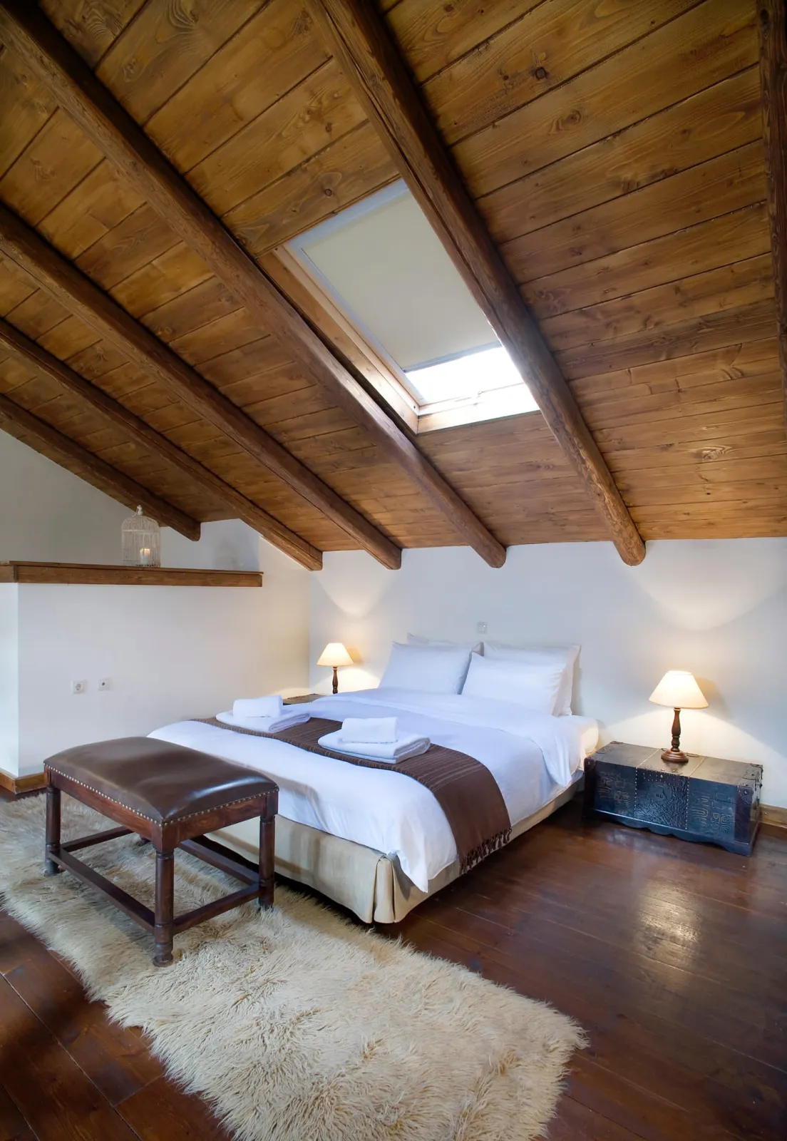 Family Maisonette with Attic &amp; Fireplace