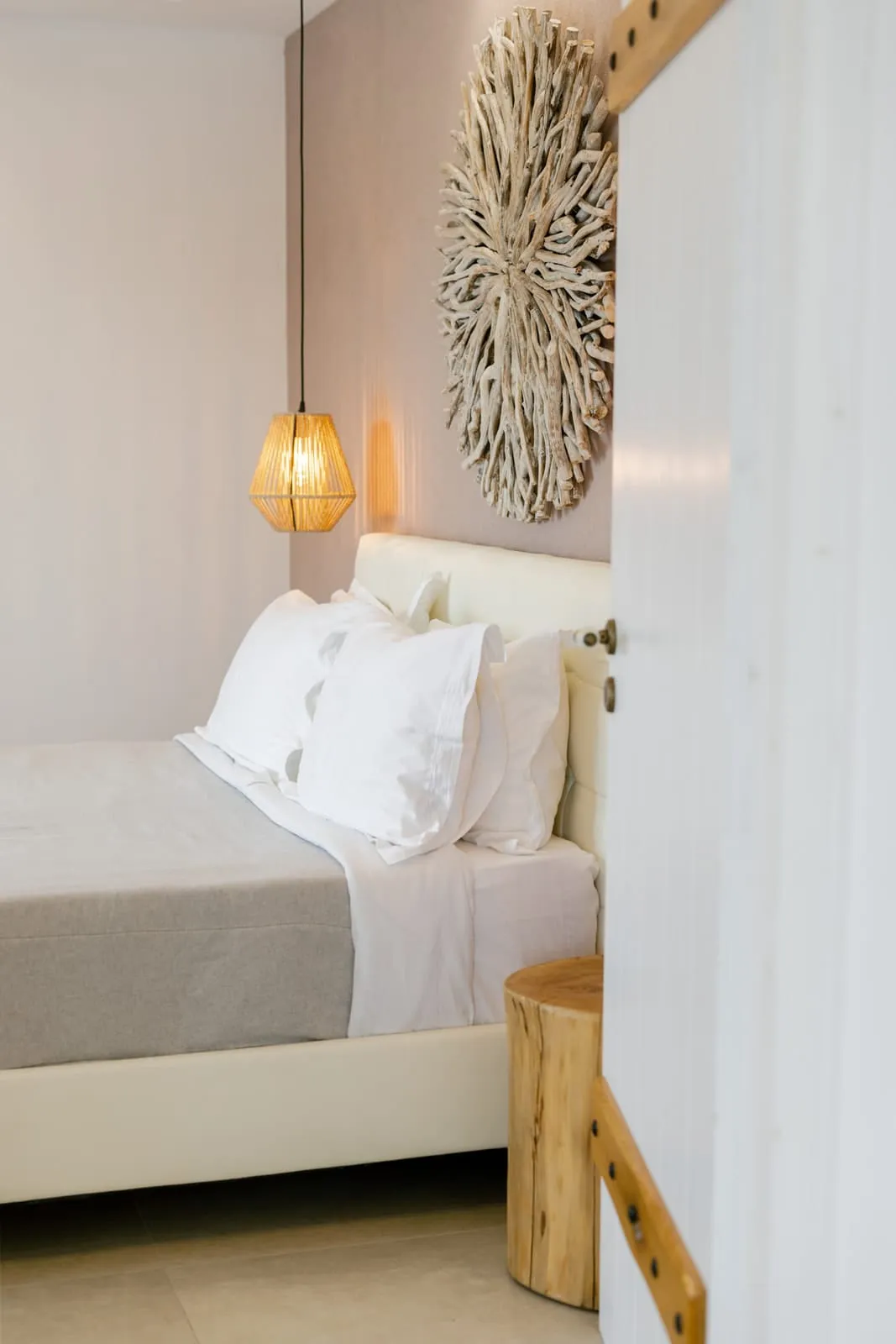 Grand Suite with Private Outdoor Hot Tub Hammam and Sea View