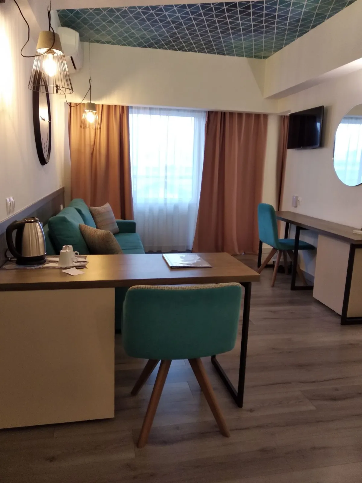 Premium Suite