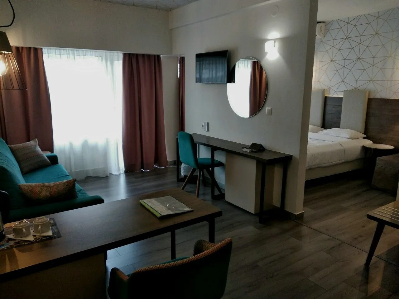 Premium Suite