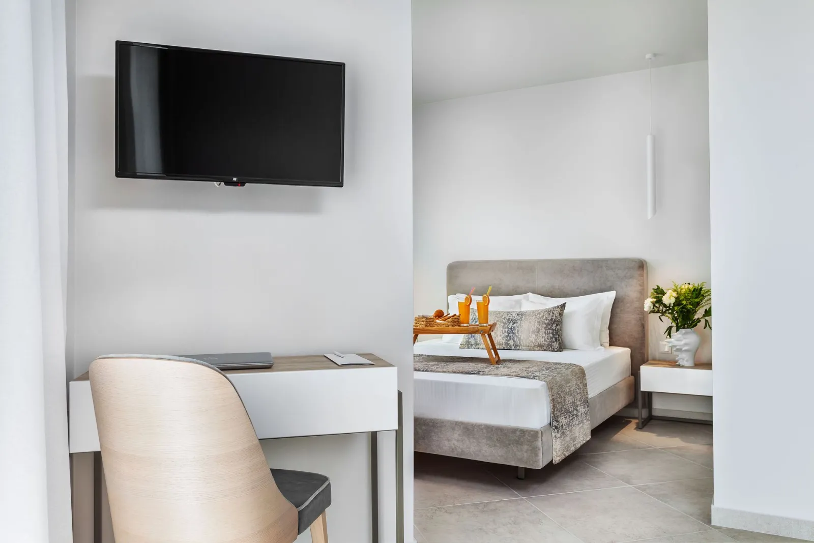 Family Room Executive