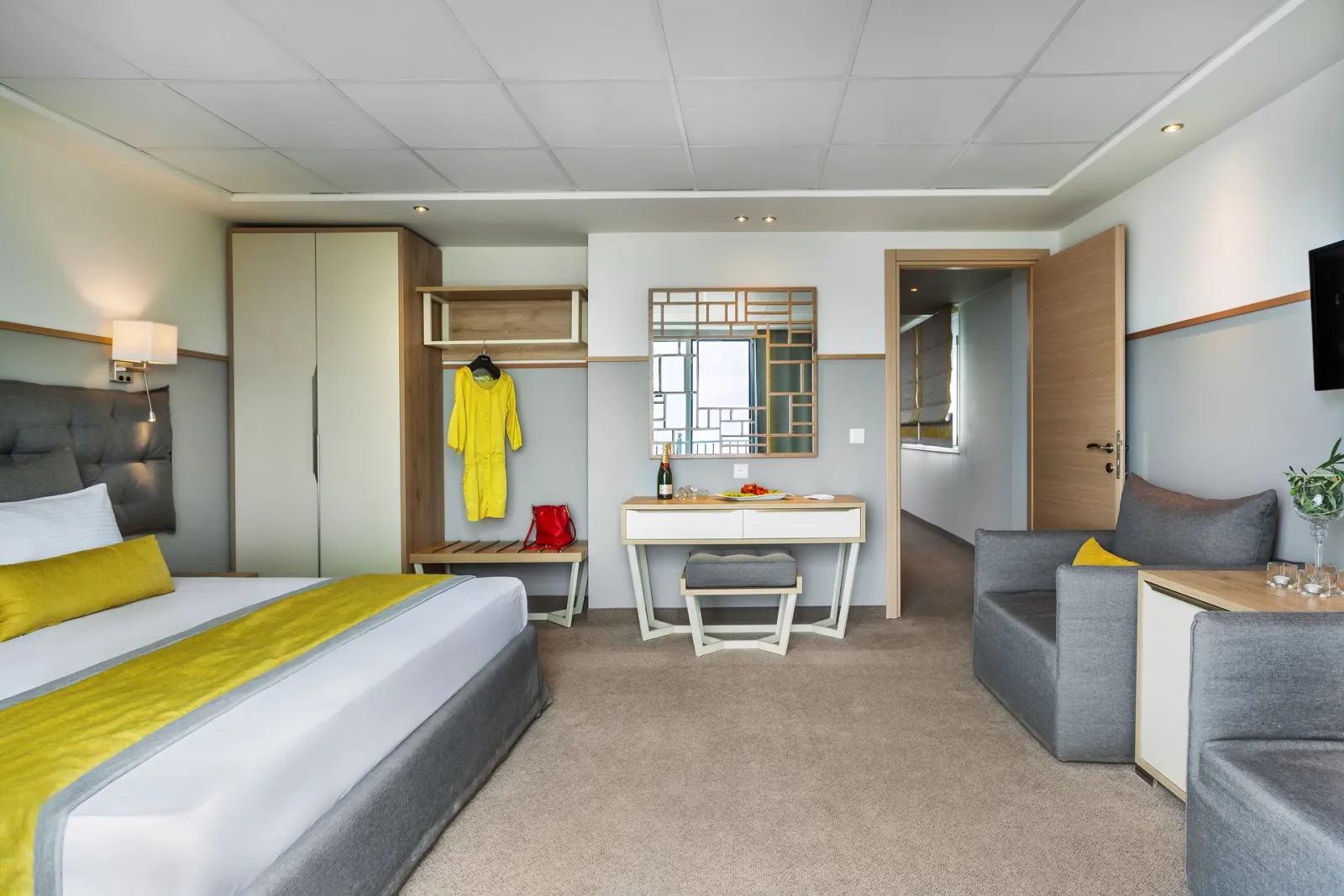 Deluxe Suite Sea View