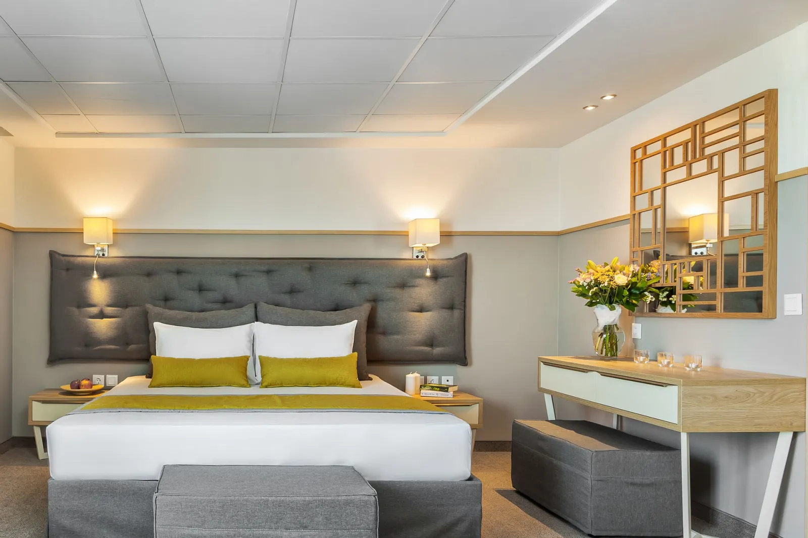 Elegant Suite Sea View