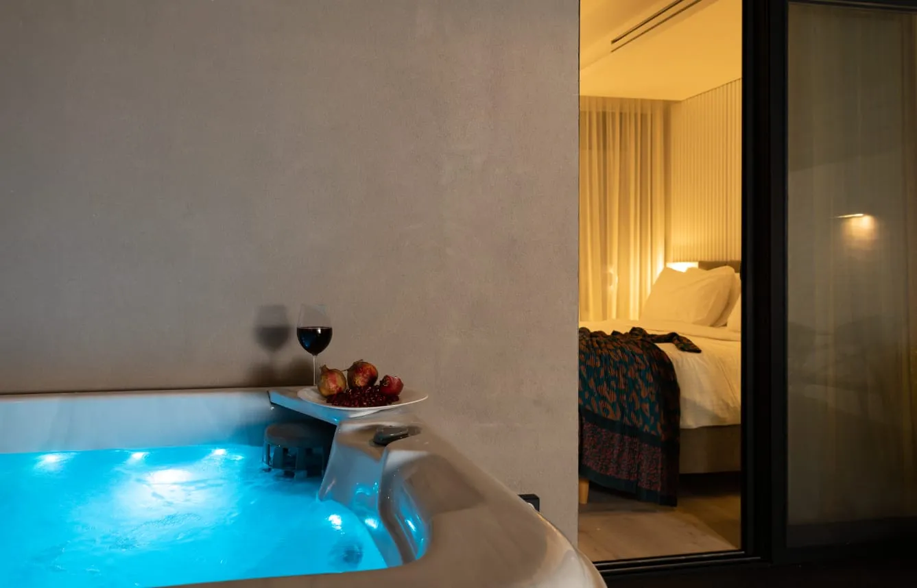 Superior Suite with Private Garden & Jacuzzi