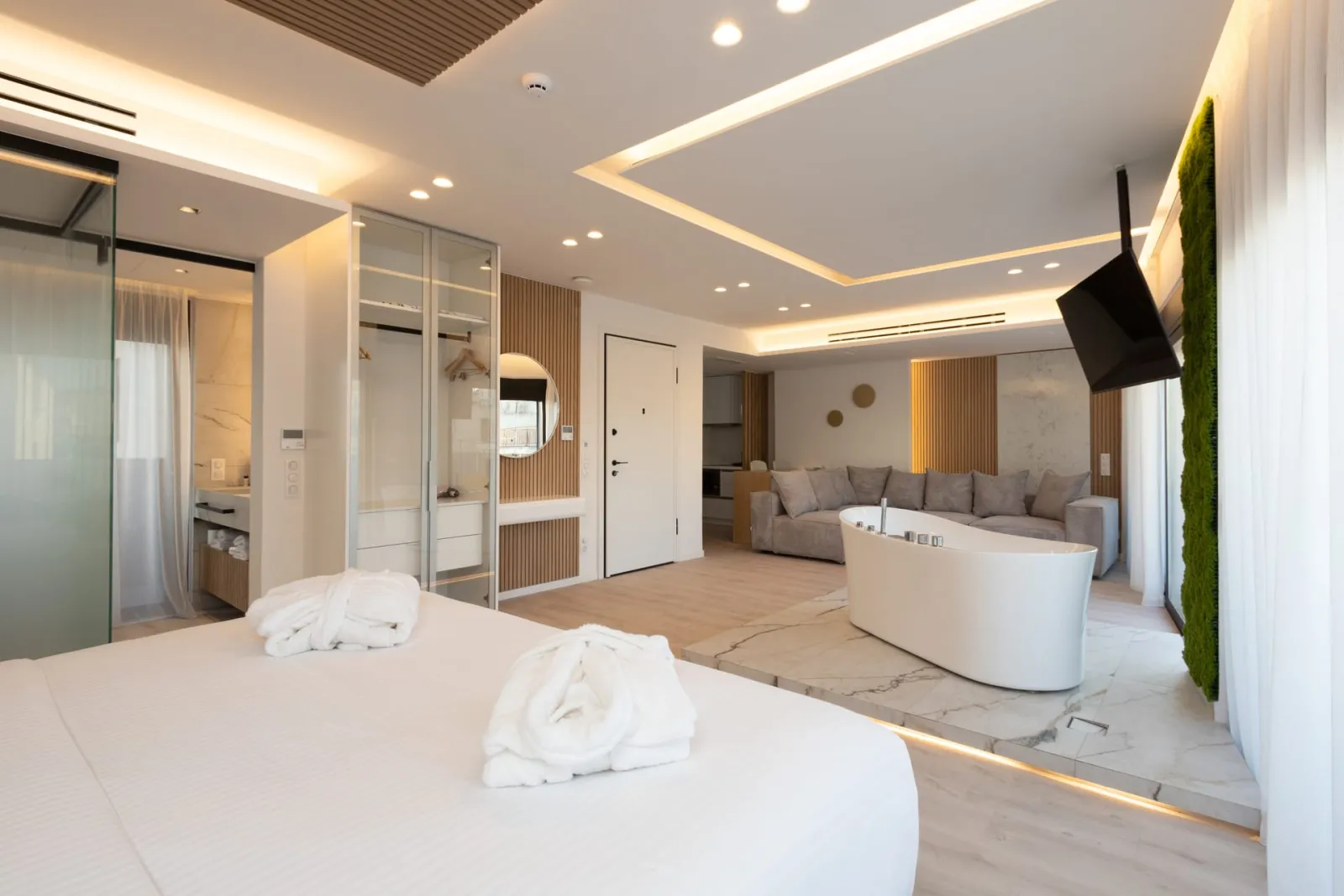 Acropolis View Executive Suite