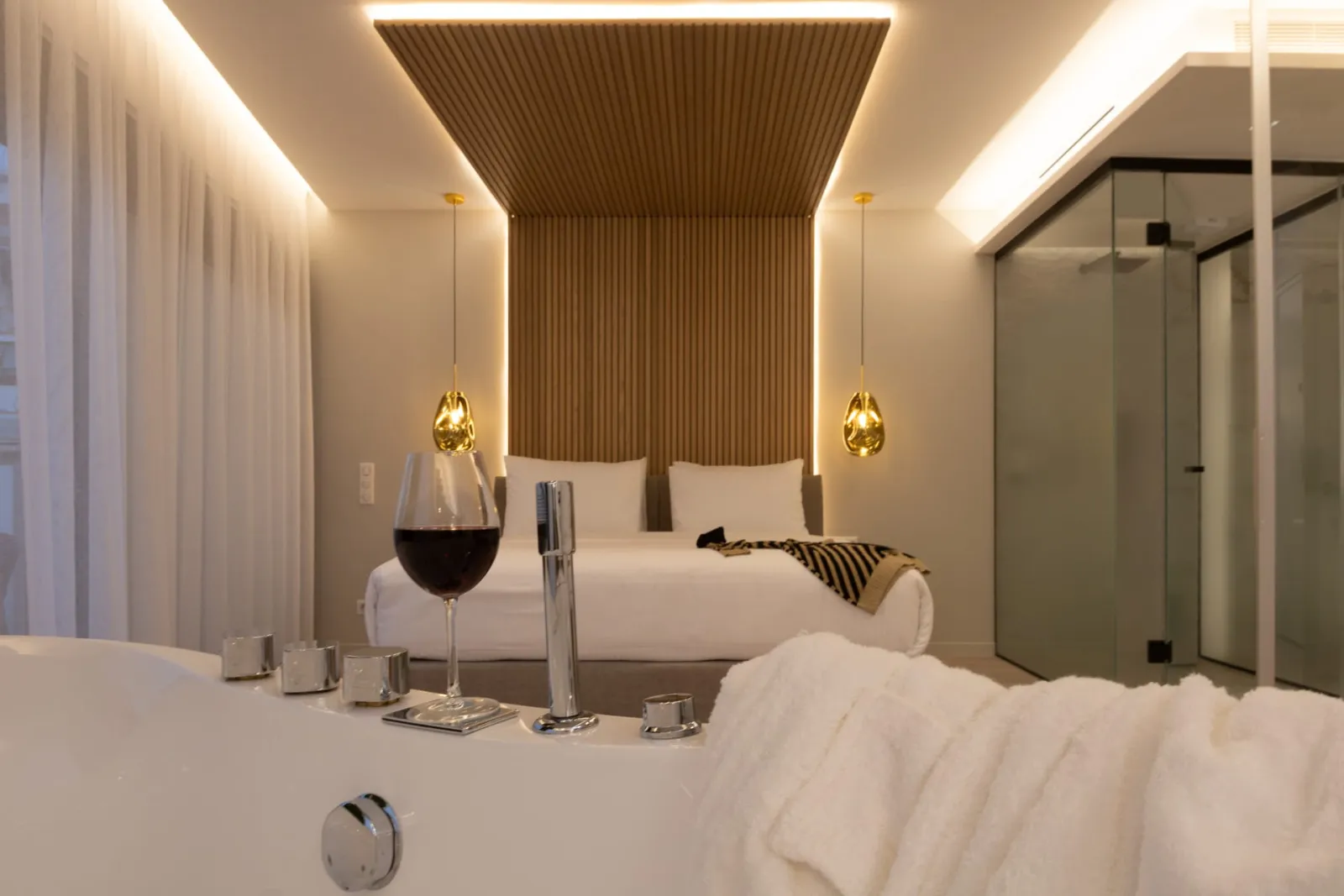 Acropolis View Executive Suite