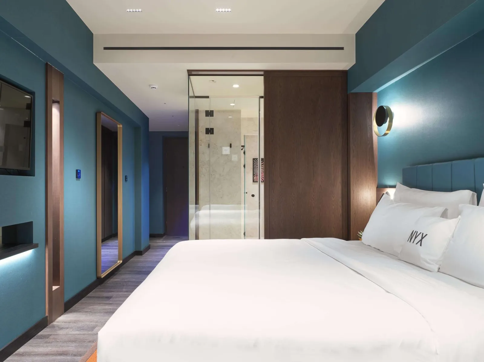 Executive Room with Lounge Access